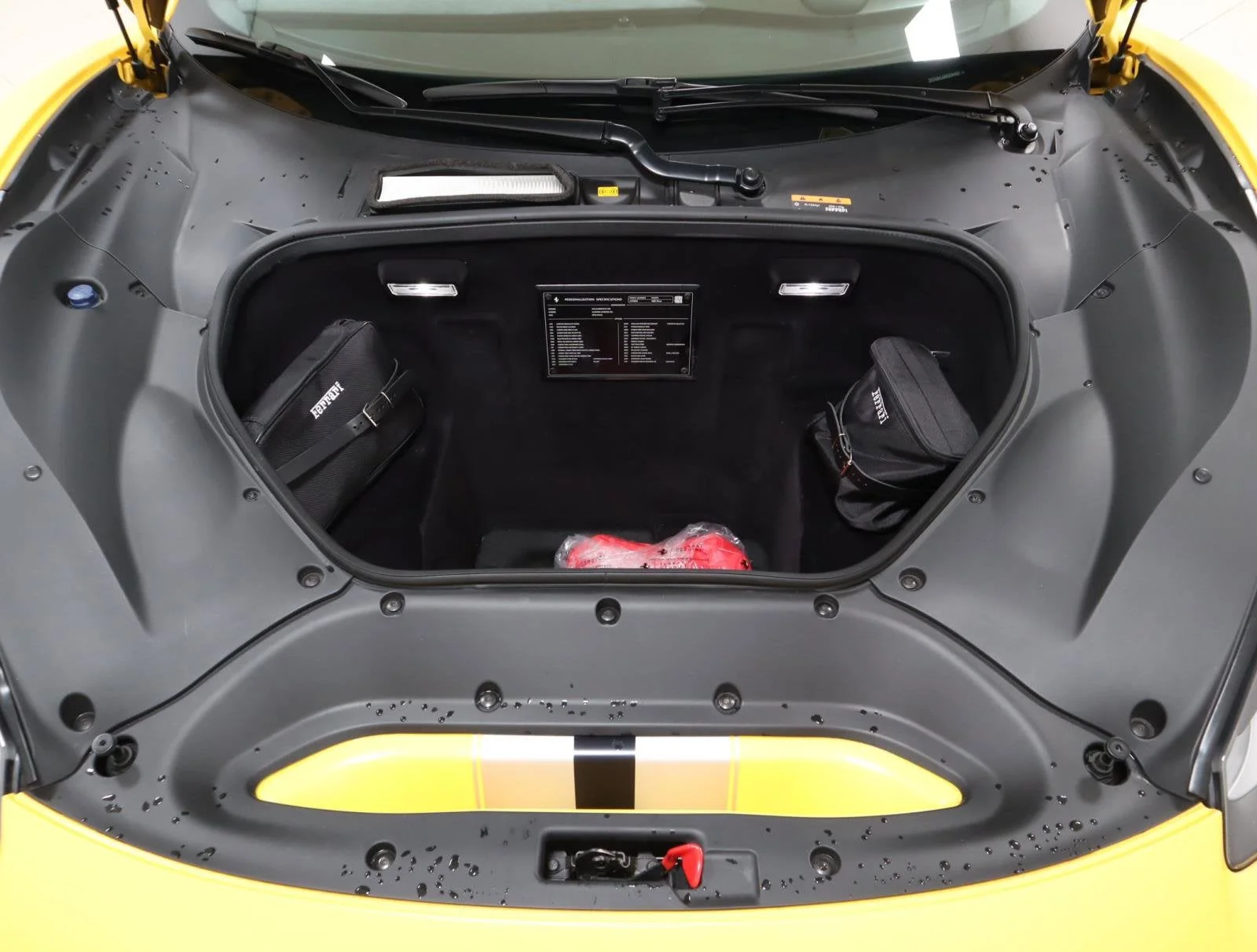 Certified Used 2019 Giallo Modena Ferrari  image 12