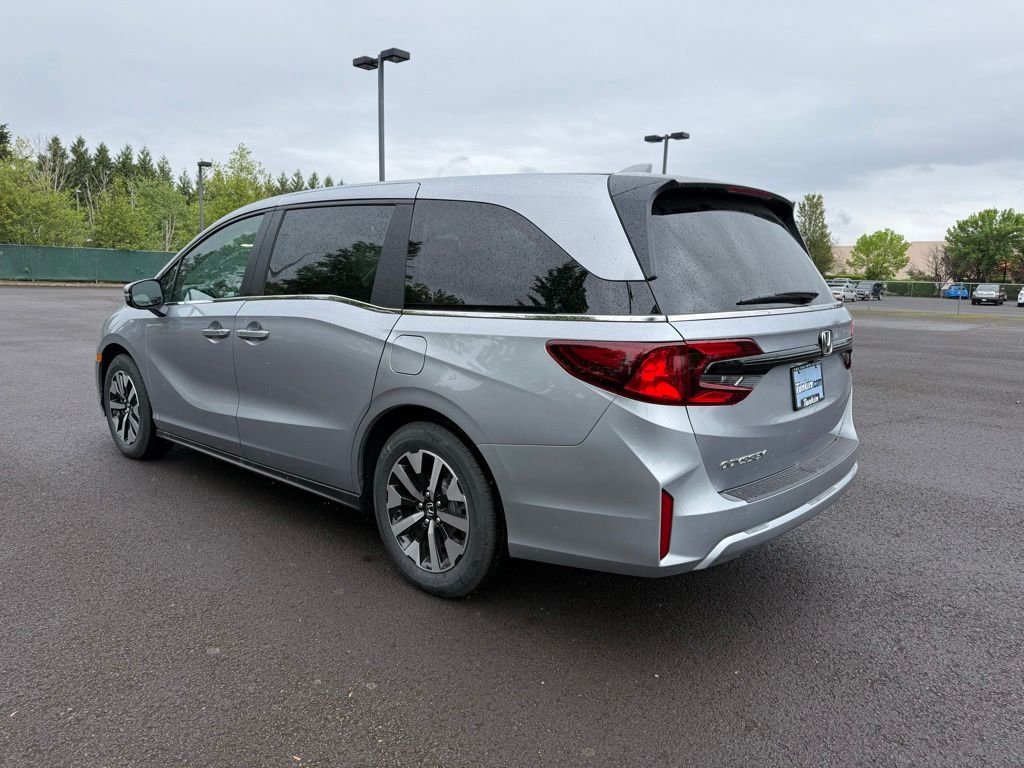 Used 2026 Silver Metallic Honda EX-L image 3