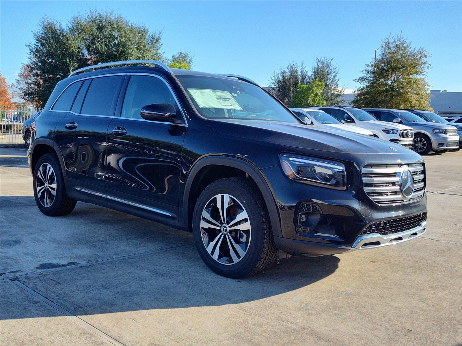 2025 Mercedes-Benz GLB Base - Photo 5