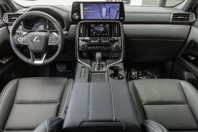 New 2026 Eminent White Pearl Lexus LUXURY image 5