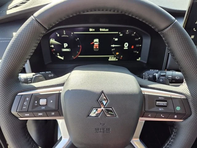 New 2026 White Mitsubishi BLACK EDITION 2WD image 13