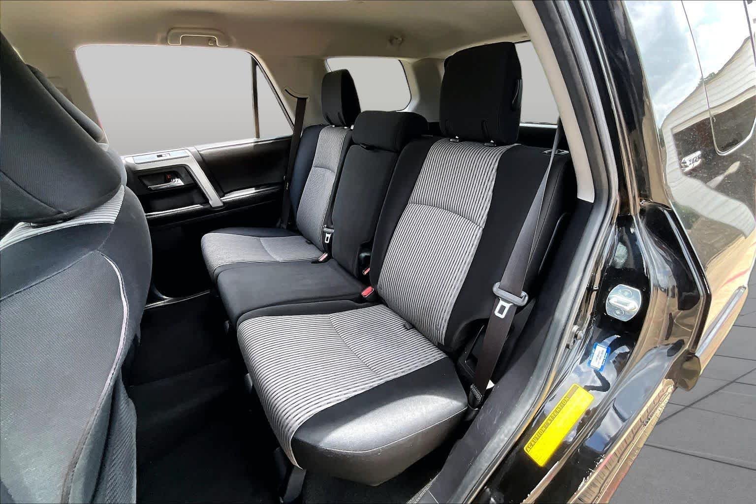 Used 2015 Attitude Black Metallic Toyota SR5 image 20