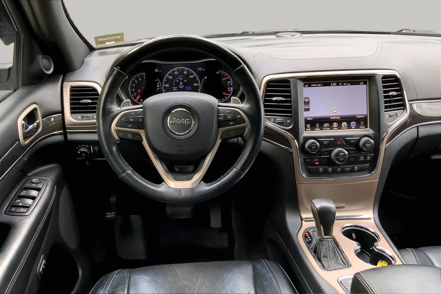 Used 2017 True Blue Pearlcoat Jeep Overland image 6
