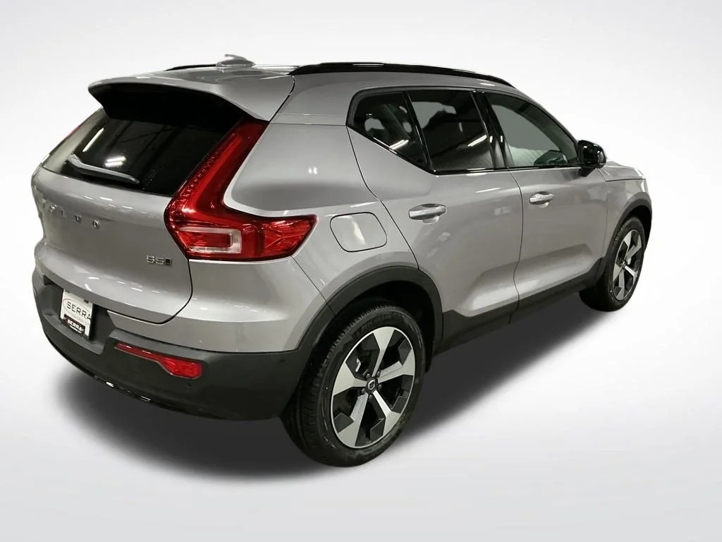 New 2026 Aurora Silver Volvo Plus image 5