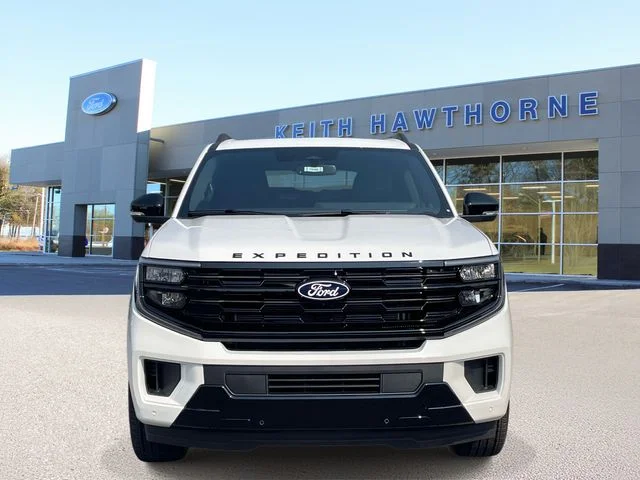 New 2027 Star White Metallic Tri-Coat Ford MAX Platinum image 2