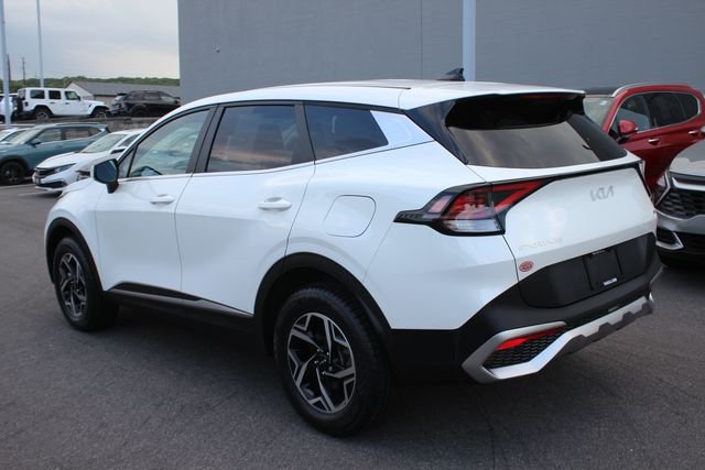 Used 2023 White Kia LX image 26