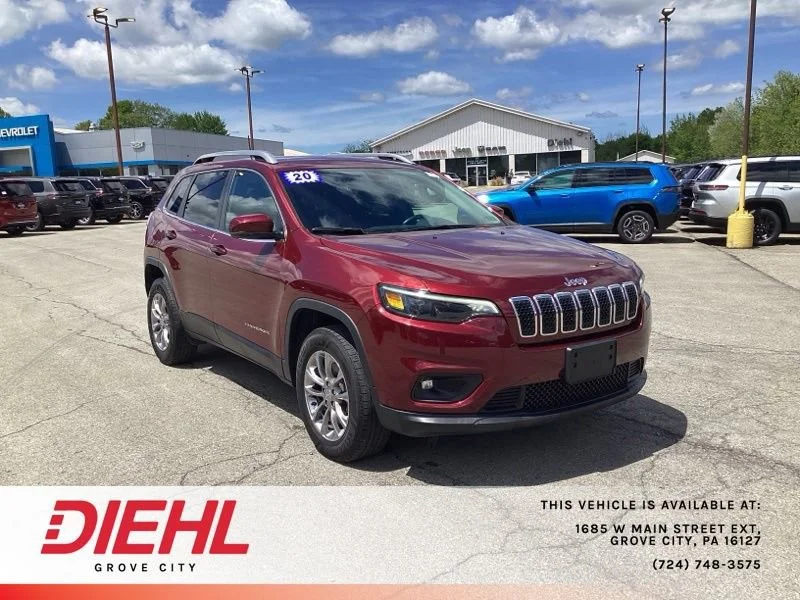 Used 2020 Red Jeep Latitude Plus 4x4 image 1