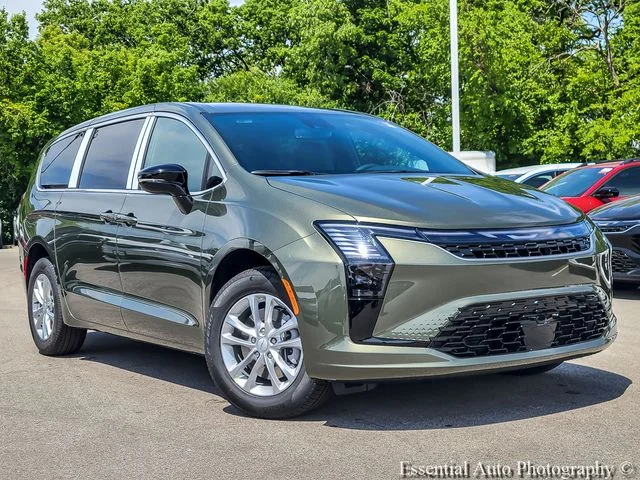 2027 Chrysler Pacifica Select AWD's photo