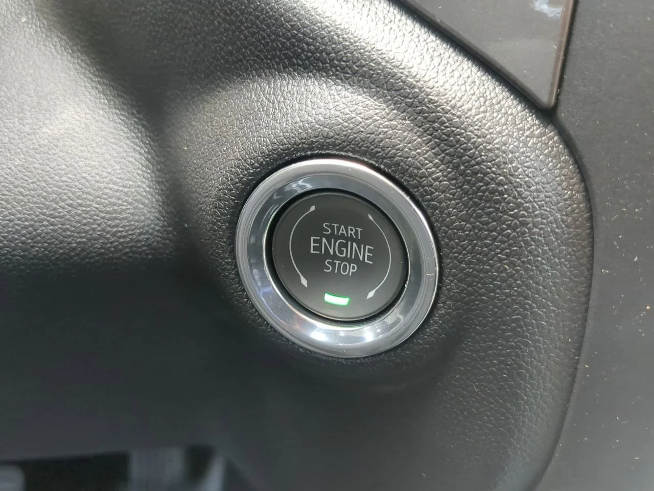 New 2026 Summit White GMC Pro image 16
