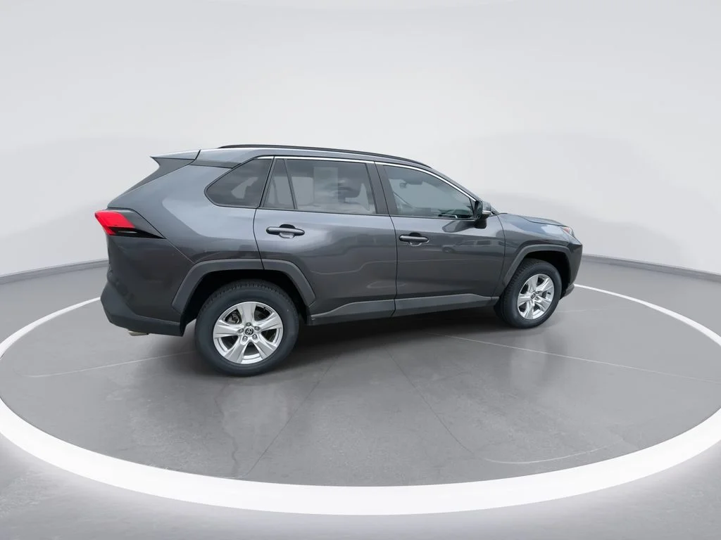 Used 2021 Gray Toyota XLE image 8