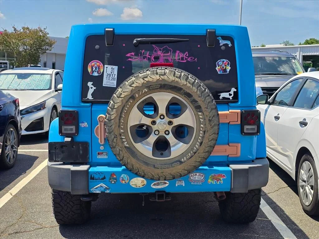 Used 2017 Blue Jeep Unlimited Sahara image 12
