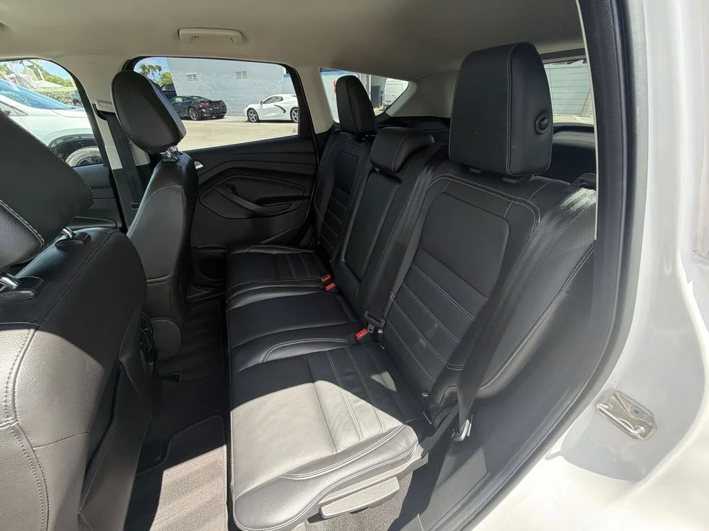 Used 2017 White Ford Titanium image 32
