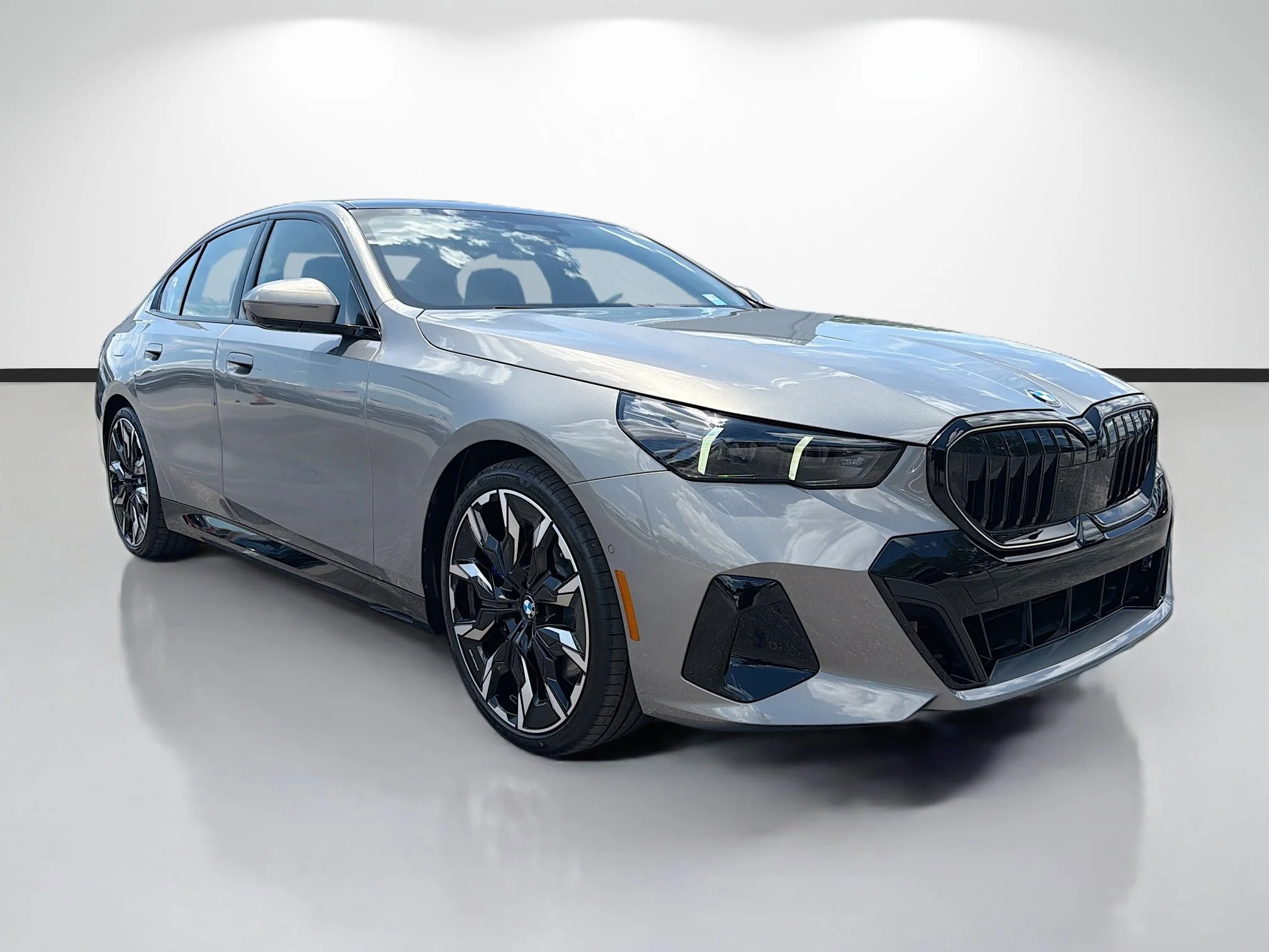 2027 BMW 5 Series 540i xDrive Sedan's photo