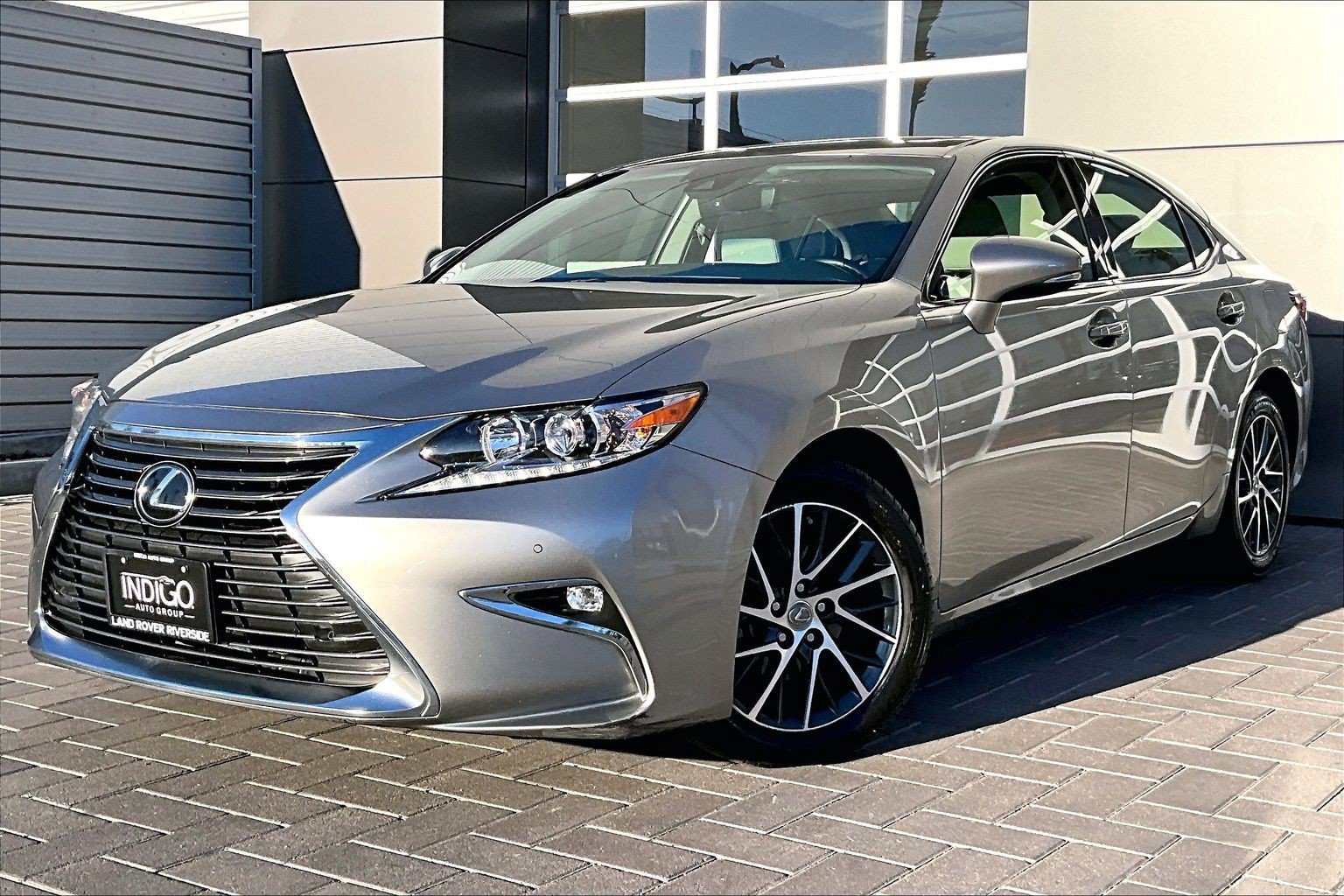 2017 Lexus ES