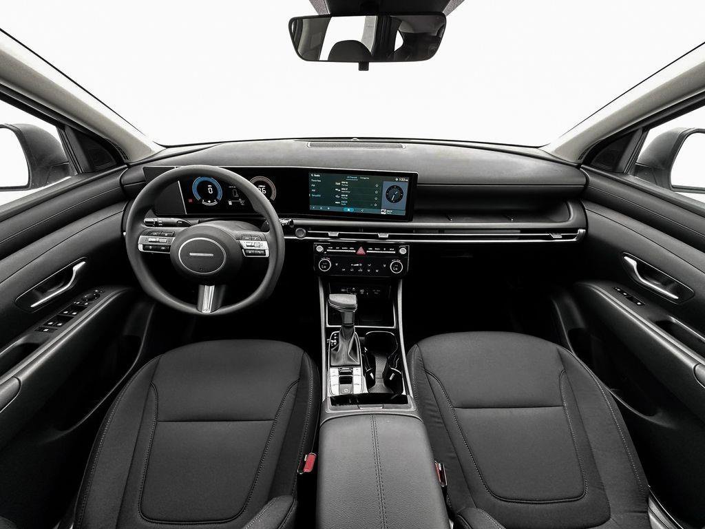 New 2025 White Hyundai SEL AWD image 32