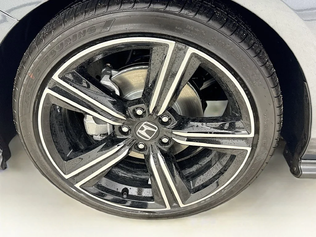 New 2026 Meteorite Gray Metallic Honda SE image 13