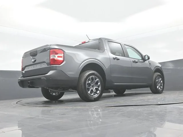 New 2026 Carbonized Gray Metallic Ford XLT image 21