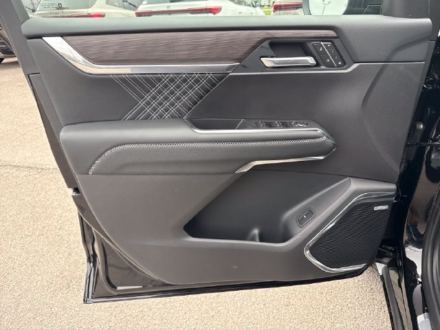 2027 GMC Acadia Denali - Photo 12