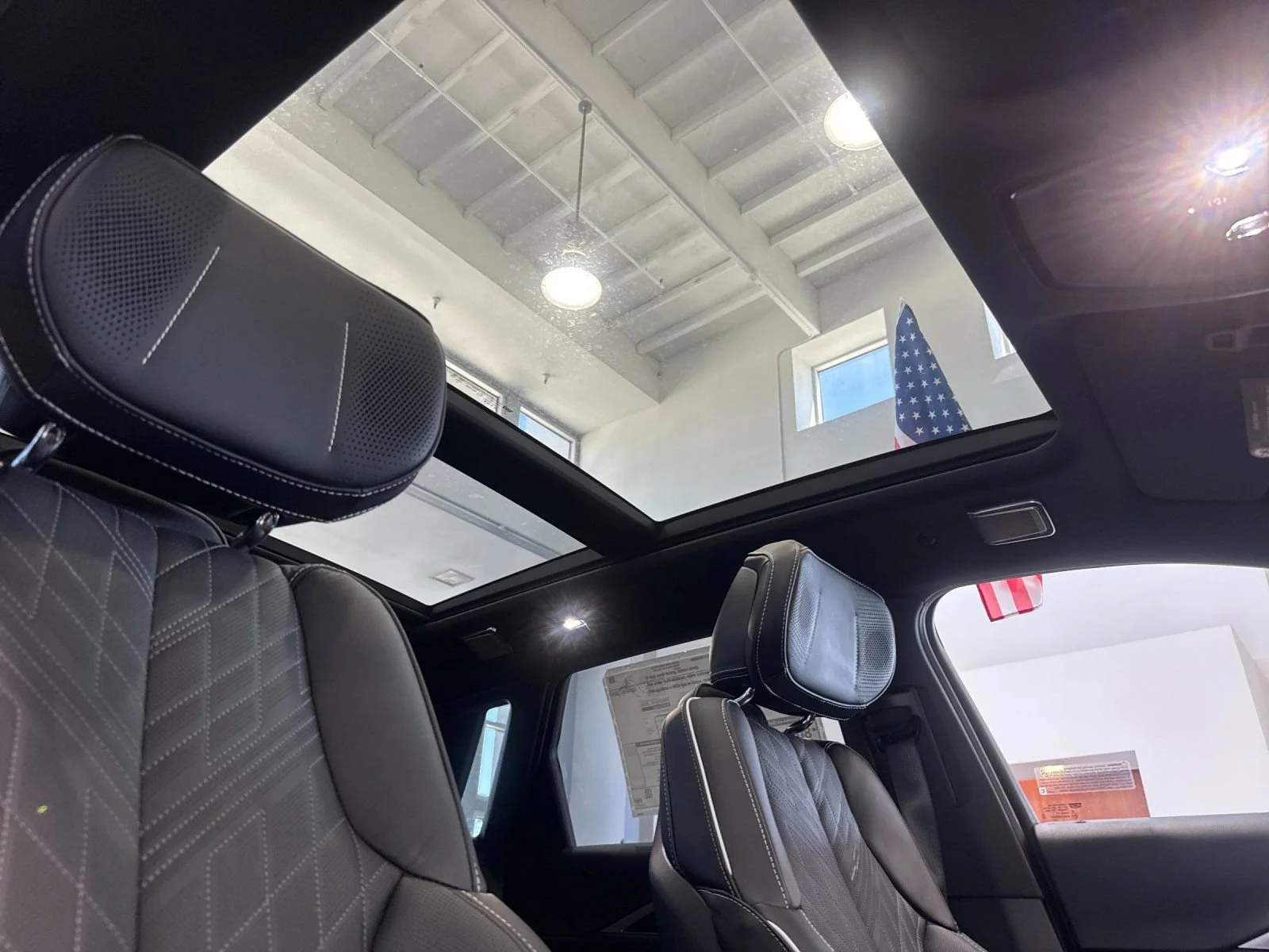 2026 Cadillac LYRIQ V Premium - Photo 16