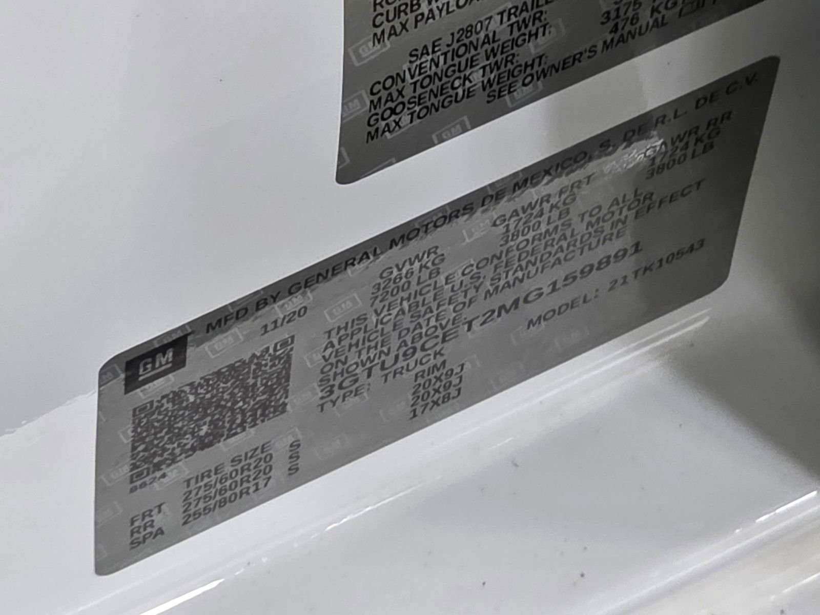Used 2021 Summit White GMC Elevation image 38