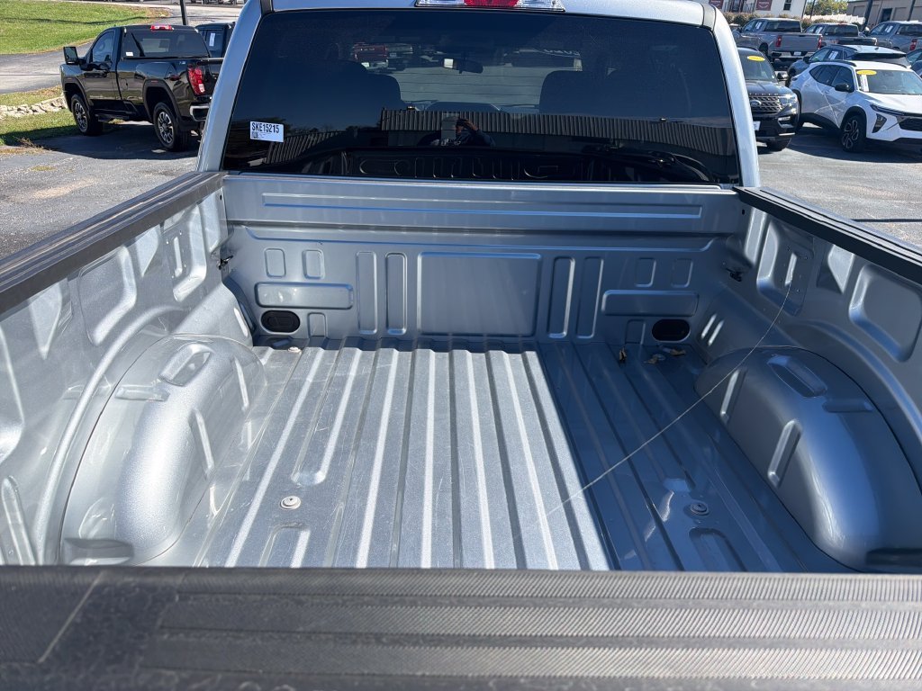 Used 2025 Silver Ford XLT image 9