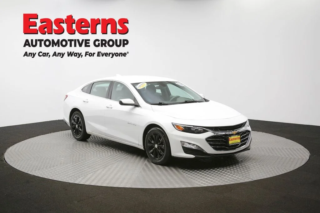 Used 2022 White Chevrolet LT image 47