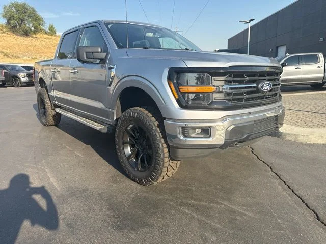 Used 2024 Silver Ford XLT image 2