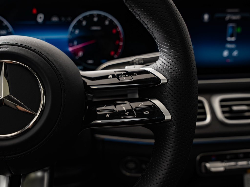 New 2026 Obsidian Black Metallic Mercedes-Benz GLS 450 image 33