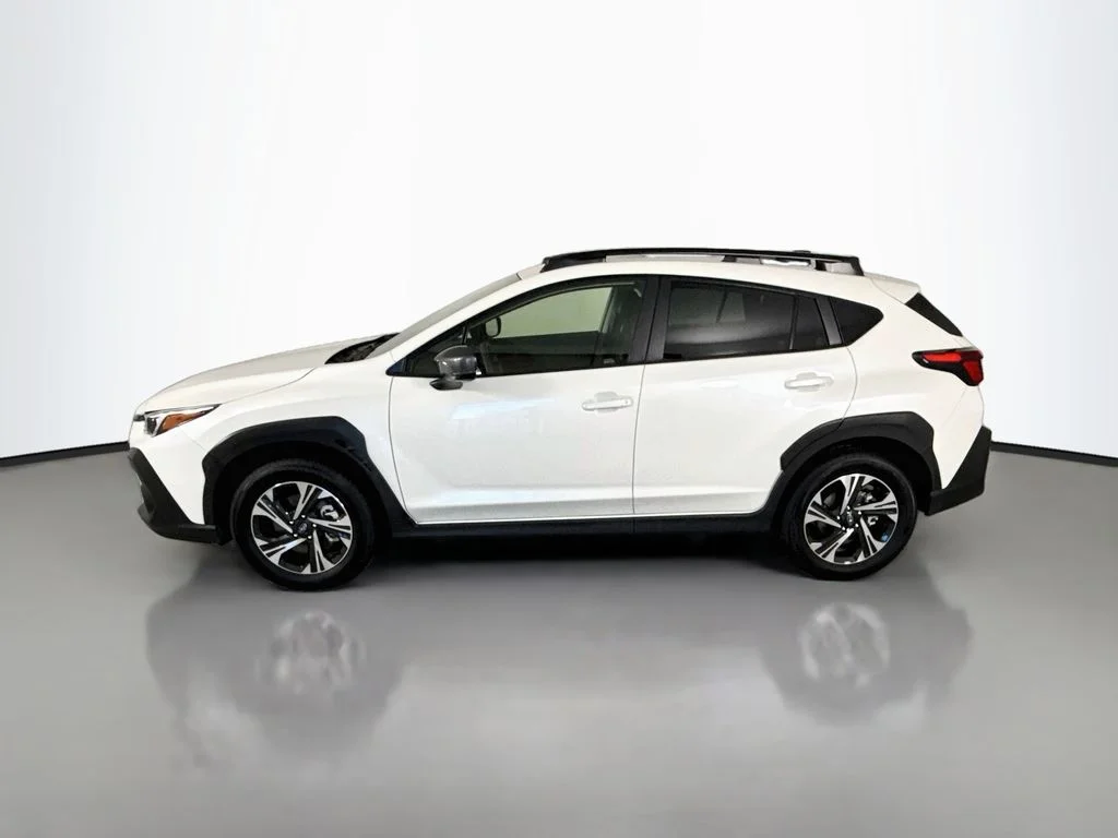 Used 2025 Crystal White Pearl Subaru Premium image 2