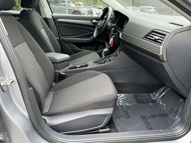 Used 2024 Silver Volkswagen 1.5T S image 16