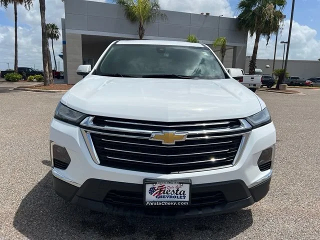 Used 2023 Summit White Chevrolet LT Cloth image 2