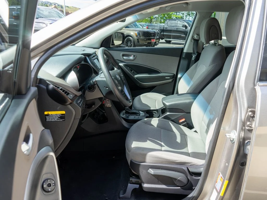Used 2018 Gray Hyundai 2.4 Base image 11