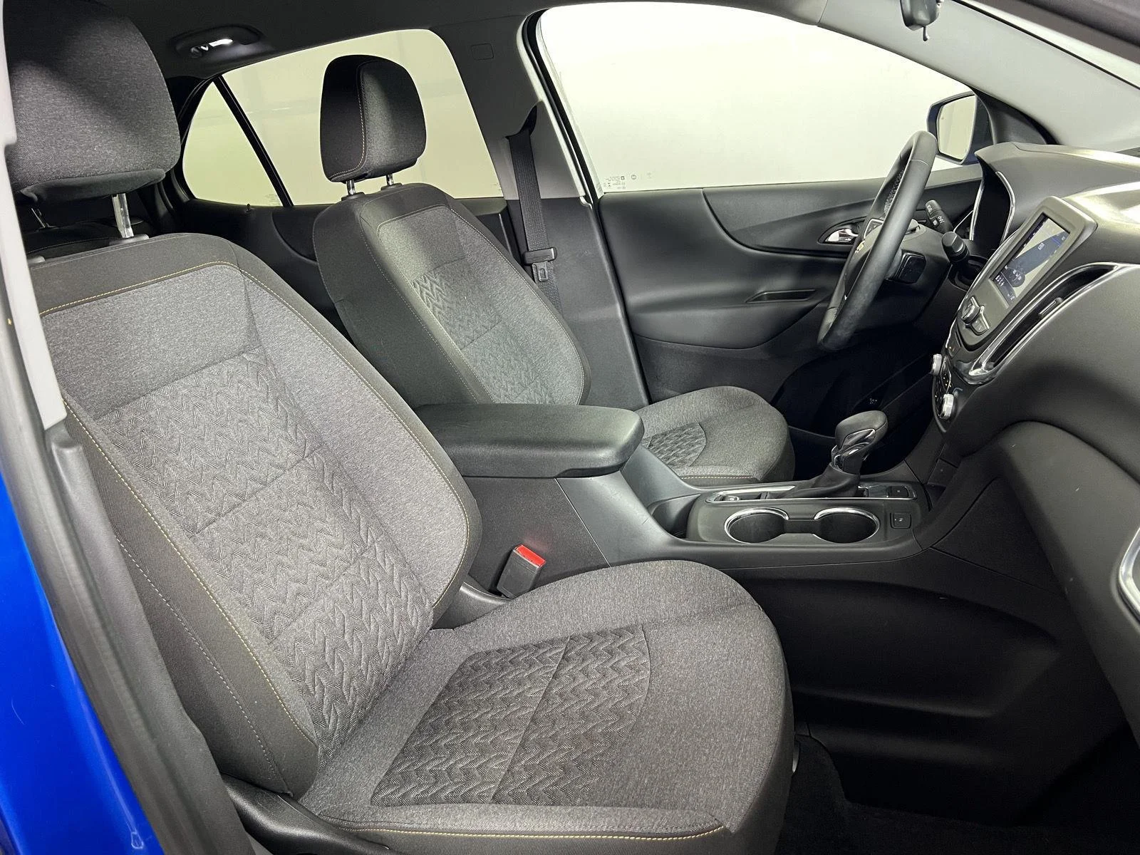 Used 2024 Riptide Blue Metallic Chevrolet LT image 22