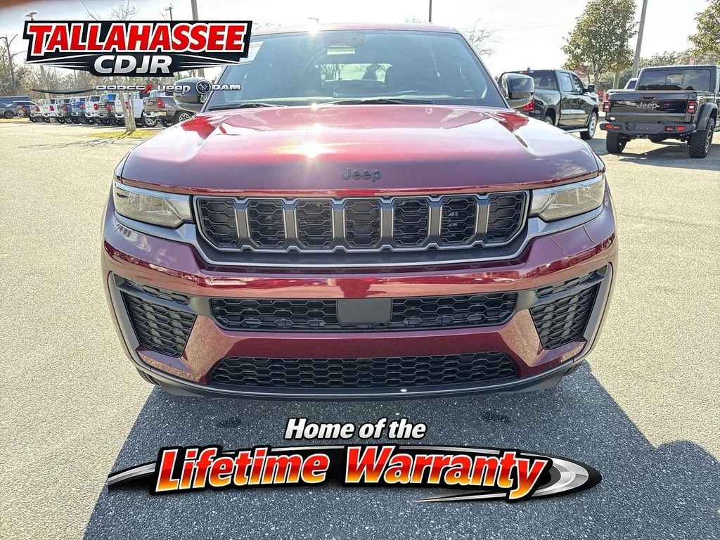 New 2026 Velvet Red Pearl-Coat Exterior Paint Jeep Altitude image 7