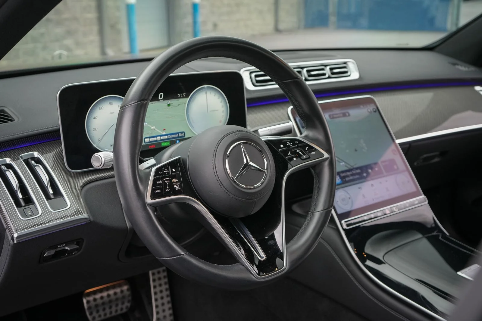 Used 2023 Black Mercedes-Benz S 580e image 24