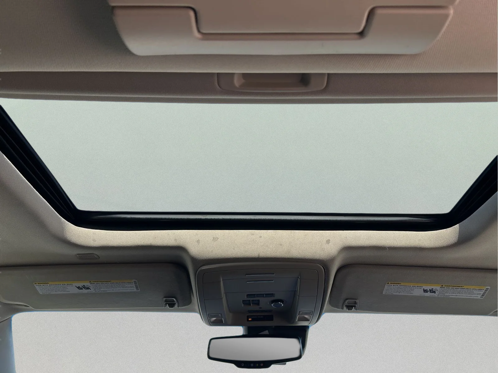 Used 2019 Pearl Chevrolet Premier image 17