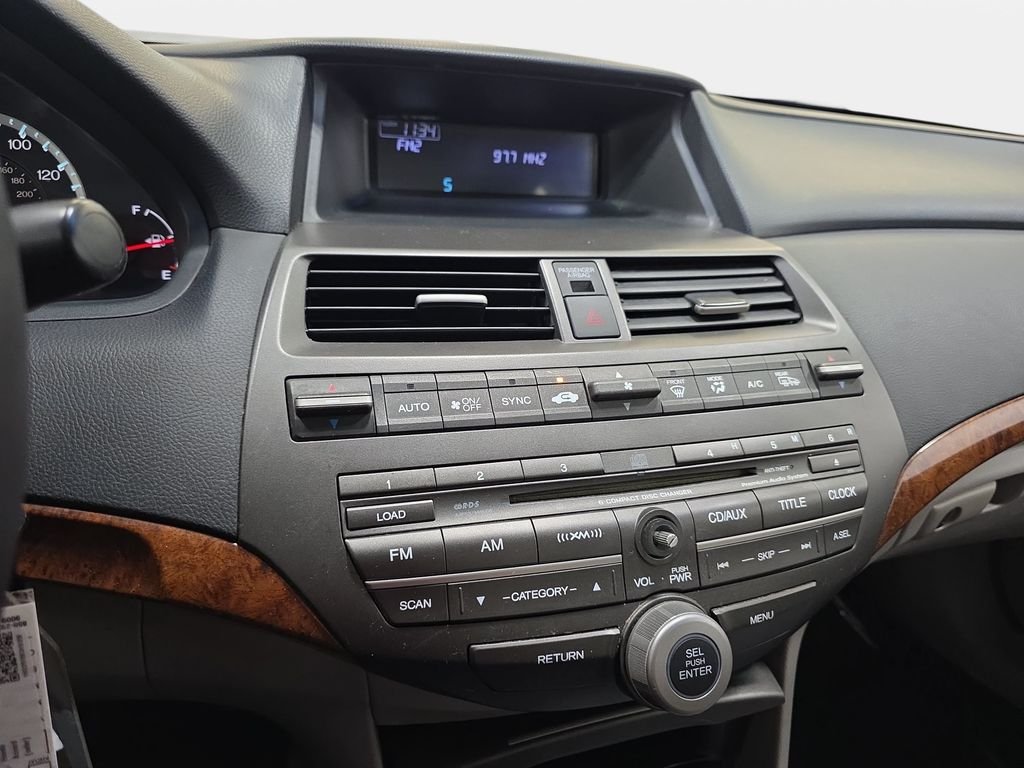 Used 2012 Polished Metal Metallic Honda EX-L image 19