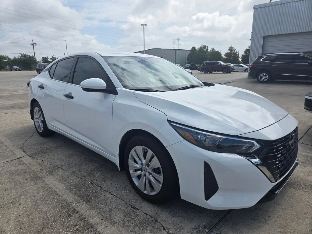 Certified Used 2025 White Nissan S image 6