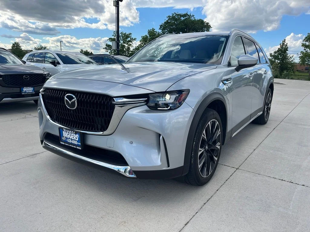 Certified Used 2024 Silver Mazda Premium Plus image 4