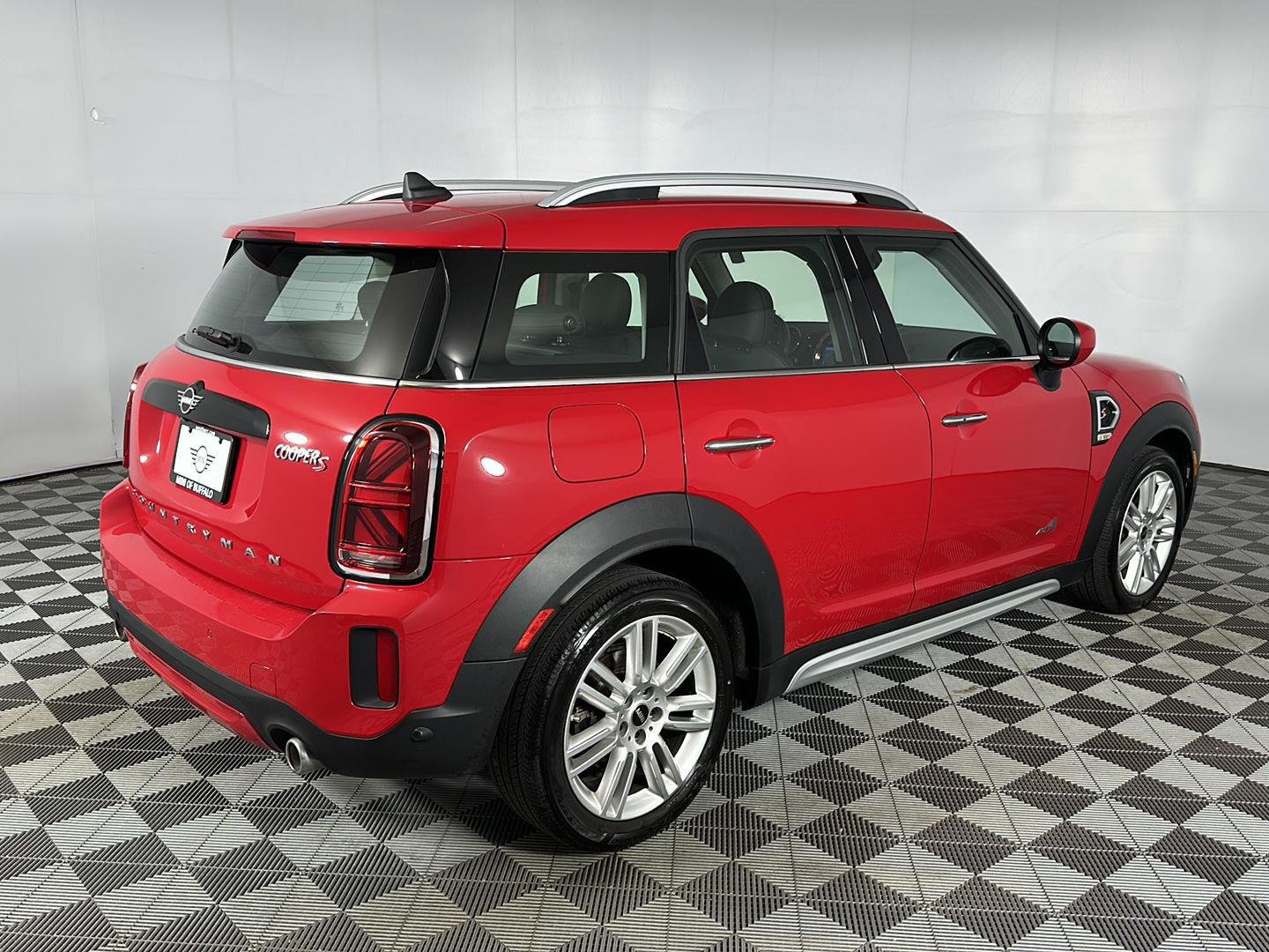 Used 2024 Chili Red MINI Cooper S image 27