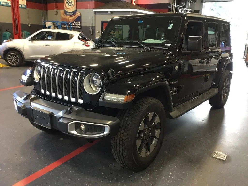 Used 2018 Black Jeep Unlimited Sahara image 3