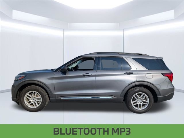 Used 2025 Gray Ford Active image 3