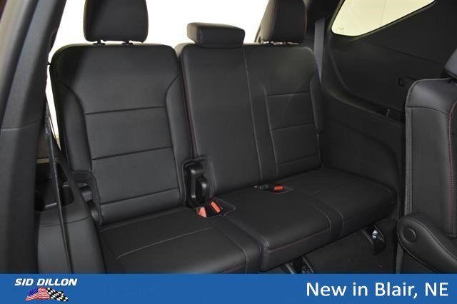 New 2026 Mosaic Black Metallic Chevrolet Z71 image 12