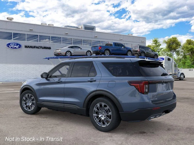 New 2026 Vapor Blue Metallic Ford Active image 5