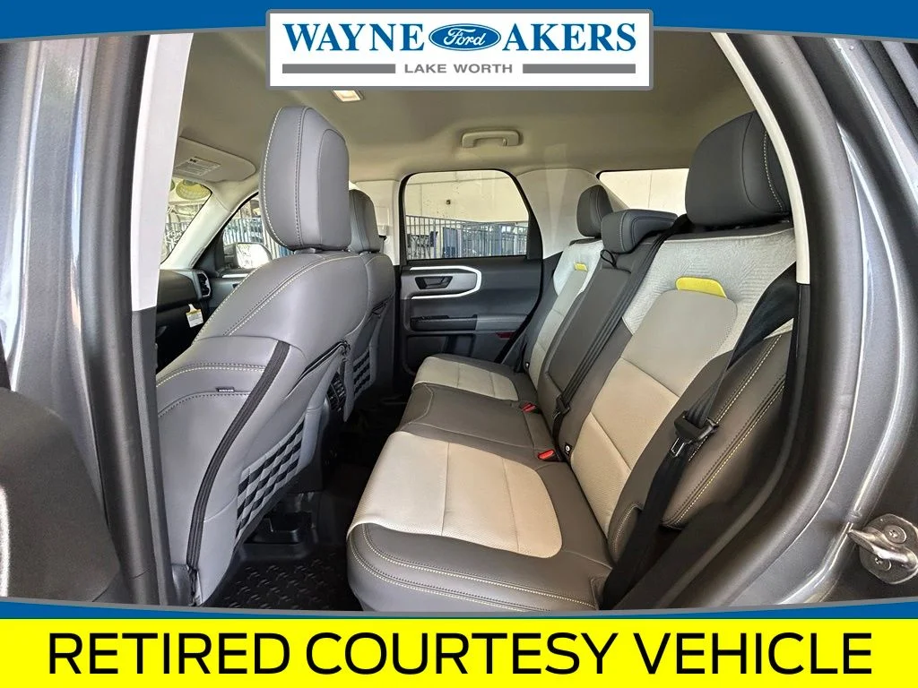 New 2025 Carbonized Gray Metallic Ford Badlands image 31