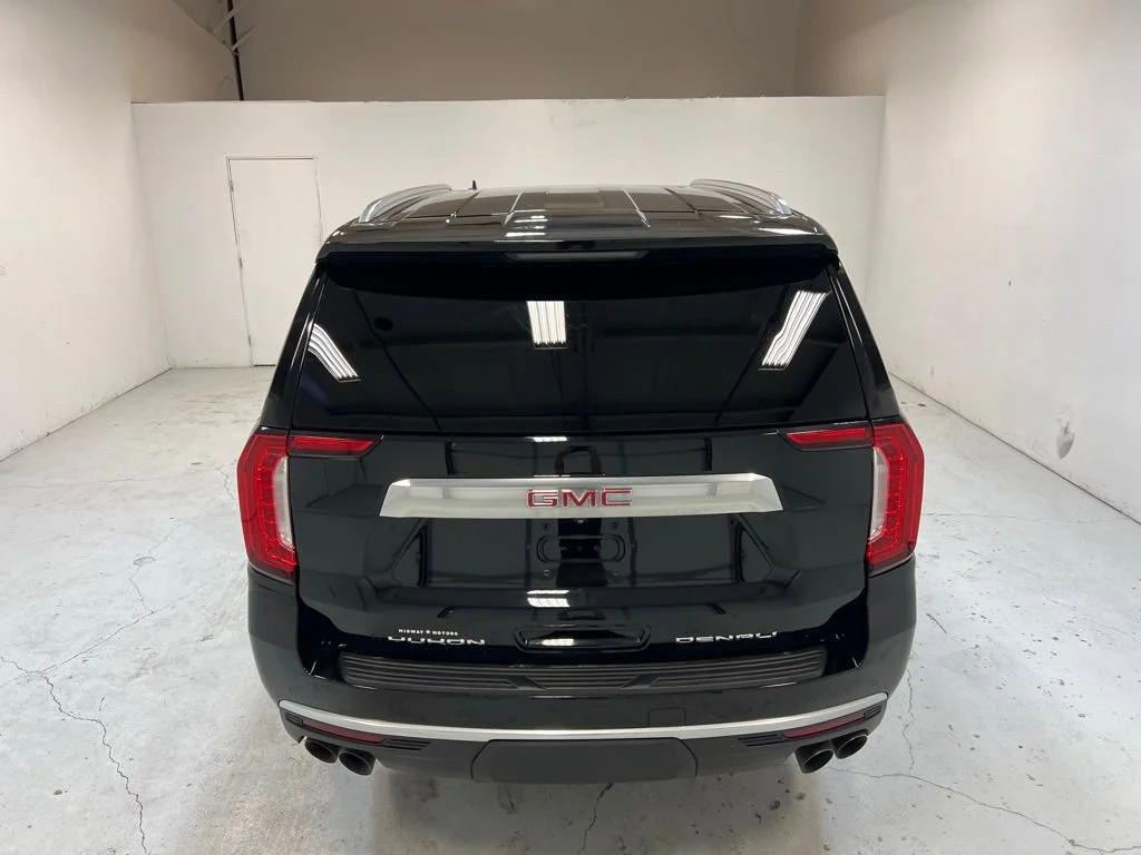 Used 2022 Onyx Black GMC Denali image 4