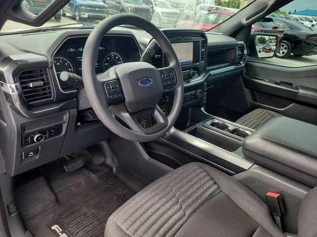 Used 2023 White Ford XL image 19