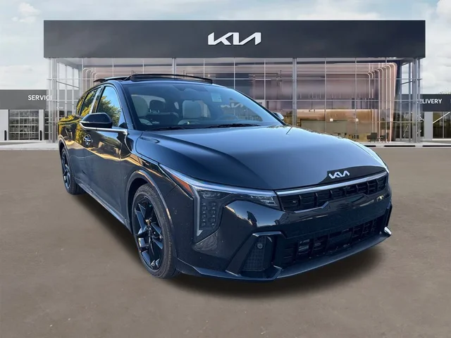2025 Kia K4 GT-Line Turbo