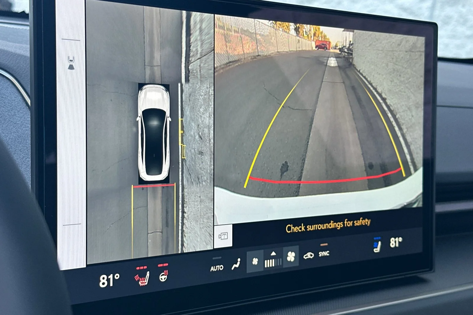 New 2026 Ultra White Lexus ES 350h PREMIUM+ image 15