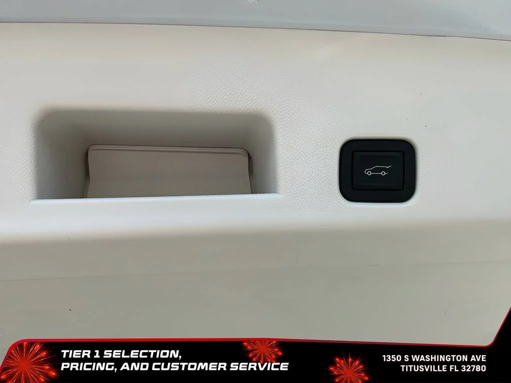 New 2026 Glacier White Tricoat GMC Denali image 25